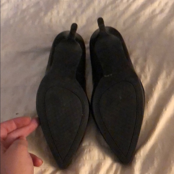 Jessica Simpson black heels, 4 inches - Picture 4 of 4